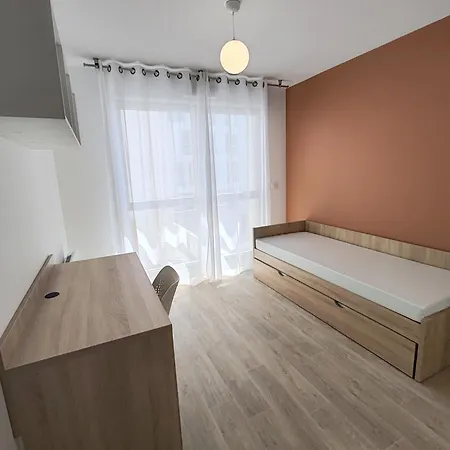 Nemea Stud Marine * La Rochelle (Charente-Maritime)